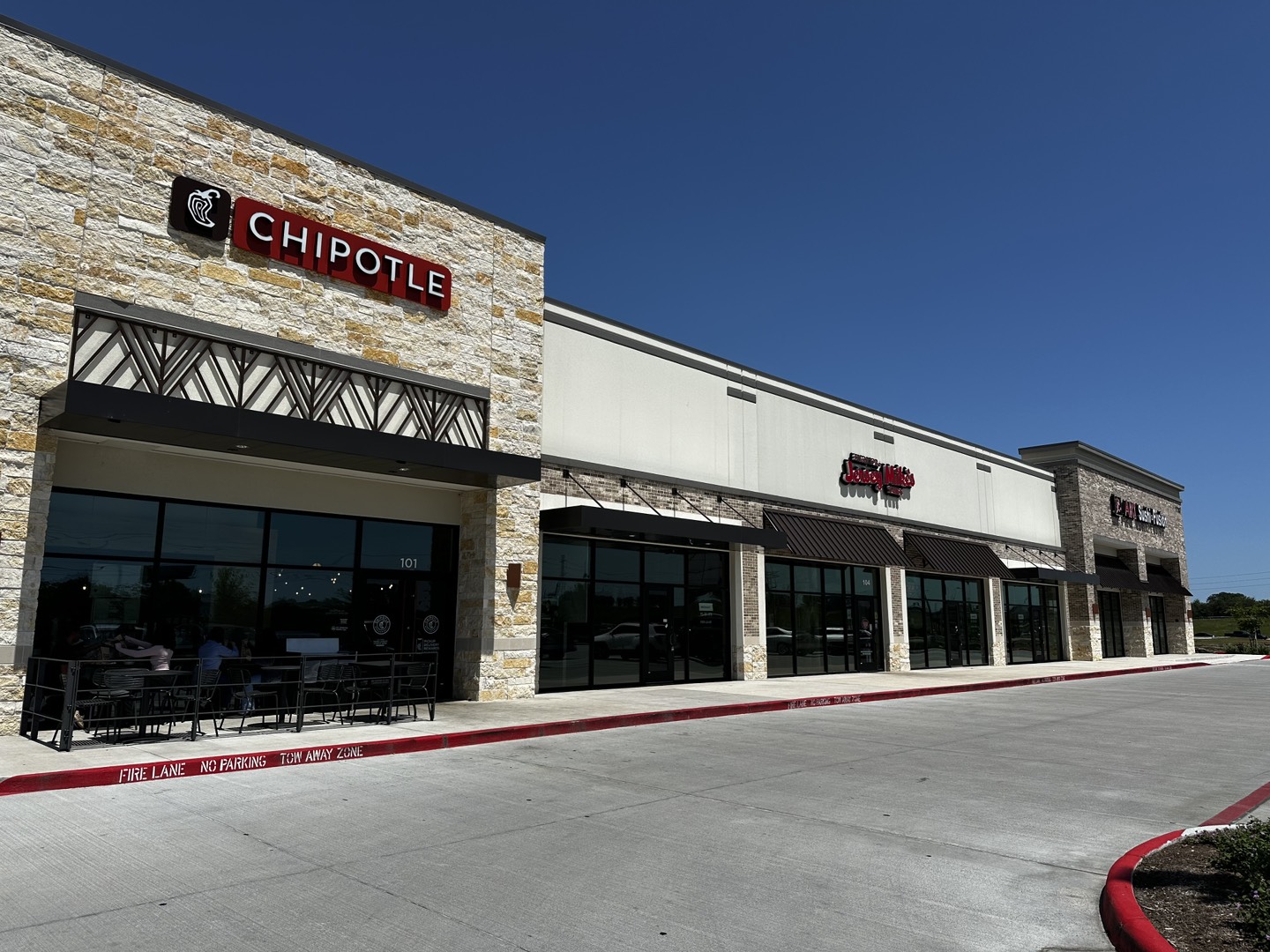 Street view of new Chipotle and Jersey Mike's restauraunts at the Manvel Town Center Street view of new Chipotle and Jersey Mike's restauraunts at the Manvel Town Center